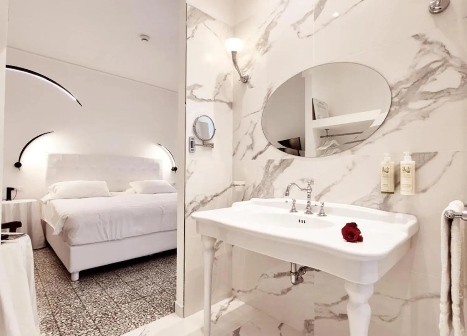 Eveline 2 - Piscina Privata O Jacuzzi Hotel Sanremo