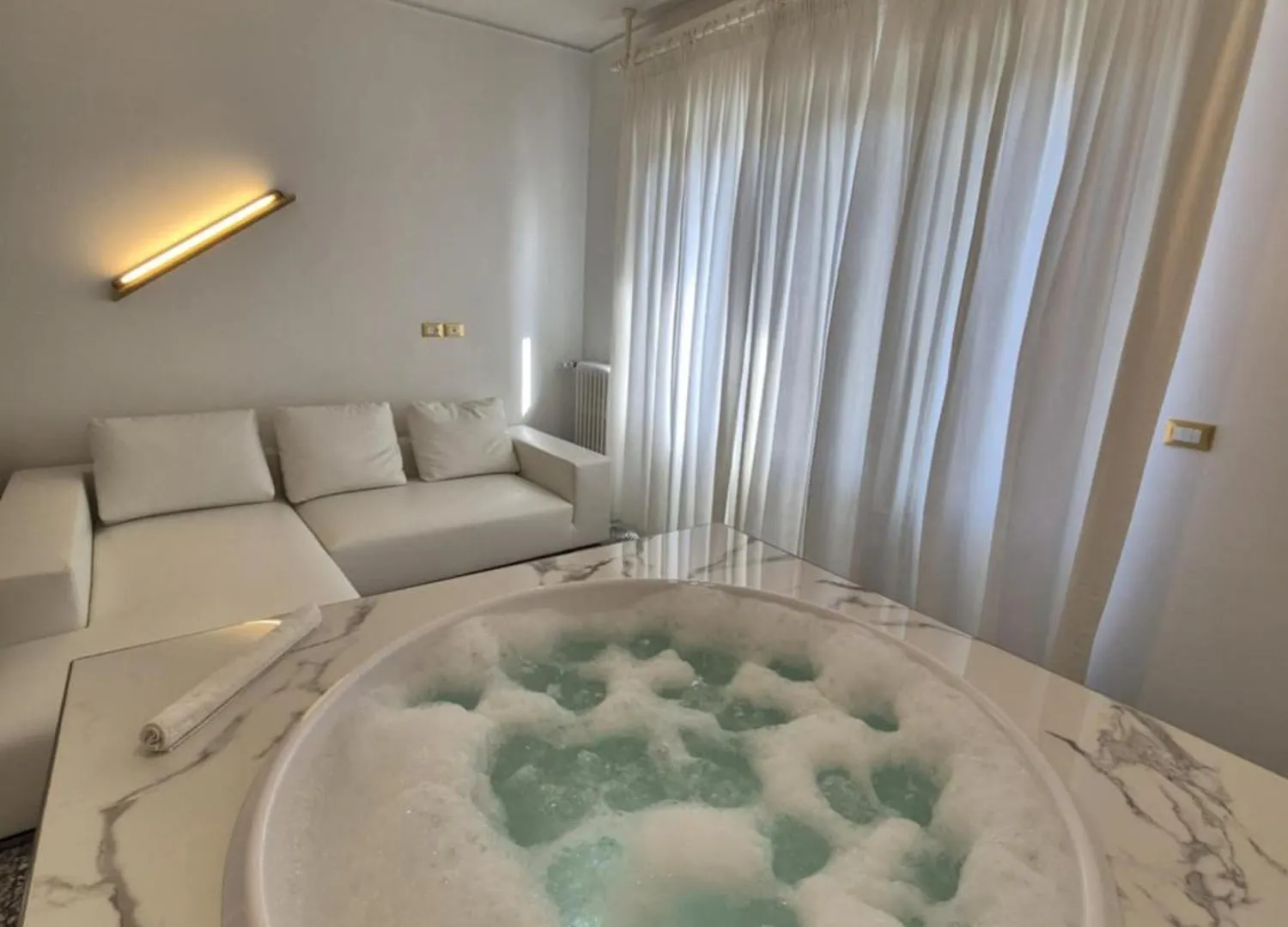 Eveline 2 - Piscina Privata O Jacuzzi Hotel Sanremo