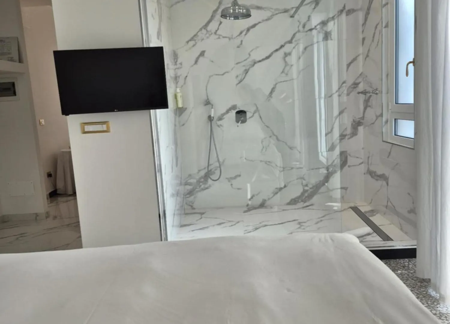 Eveline 2 - Piscina Privata O Jacuzzi Hotel Sanremo Italy