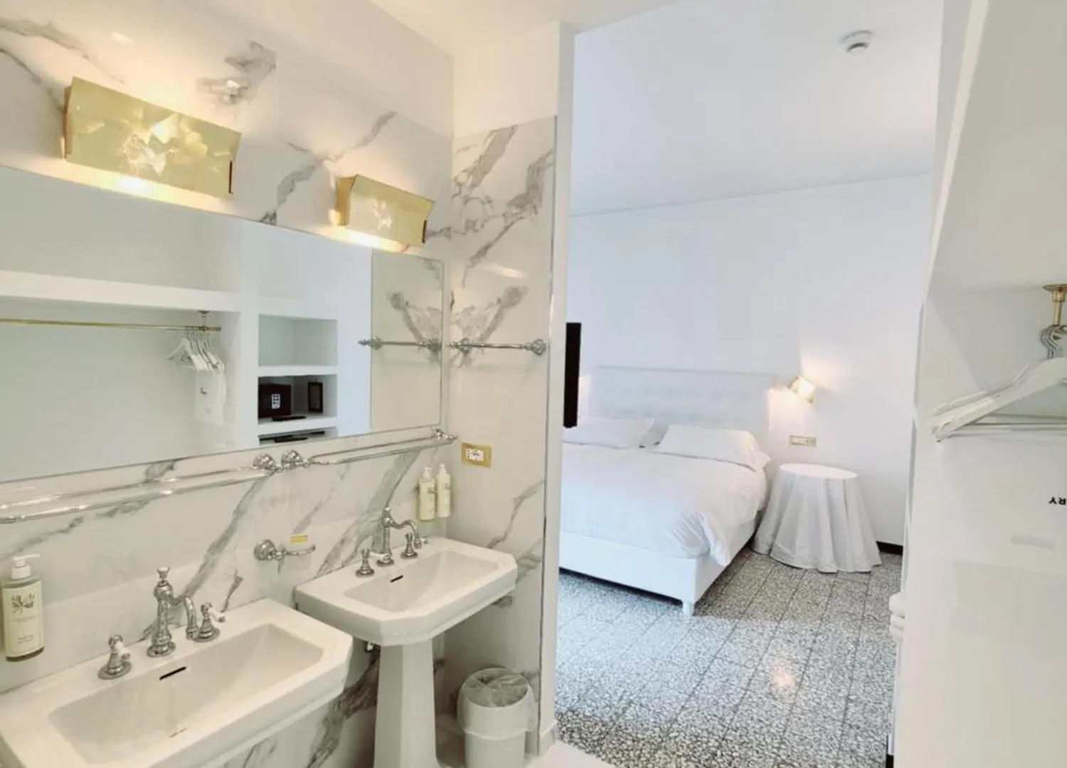 Eveline 2 - Piscina Privata O Jacuzzi Hotel Sanremo