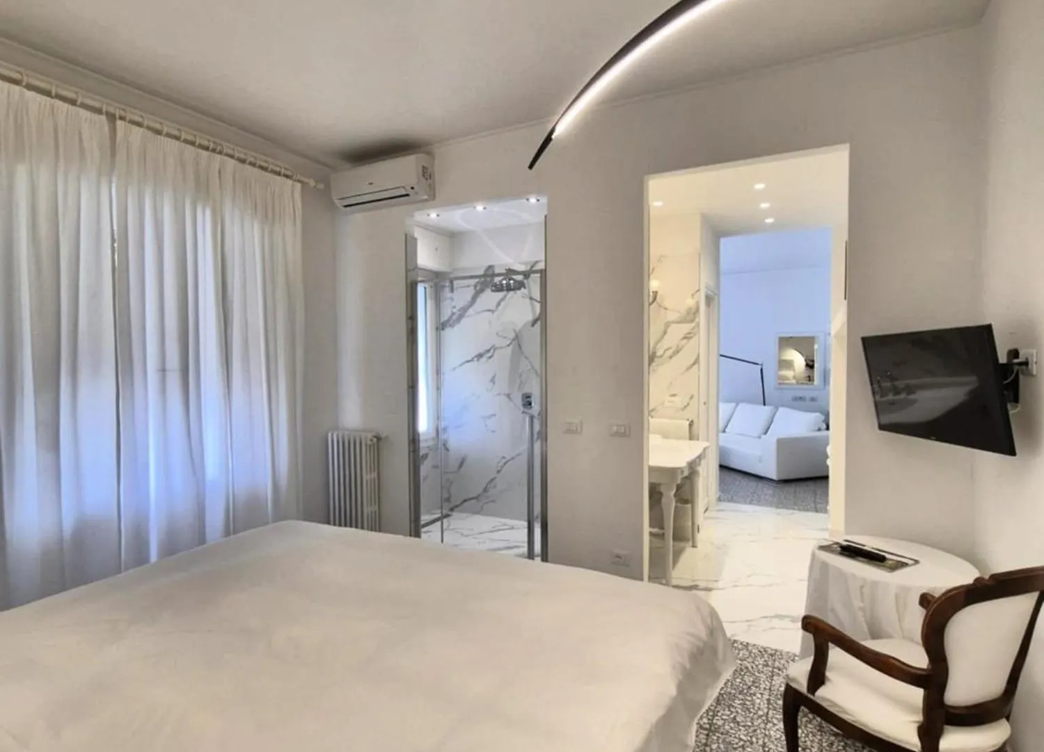 Eveline 2 - Piscina Privata O Jacuzzi Hotel Sanremo Italy